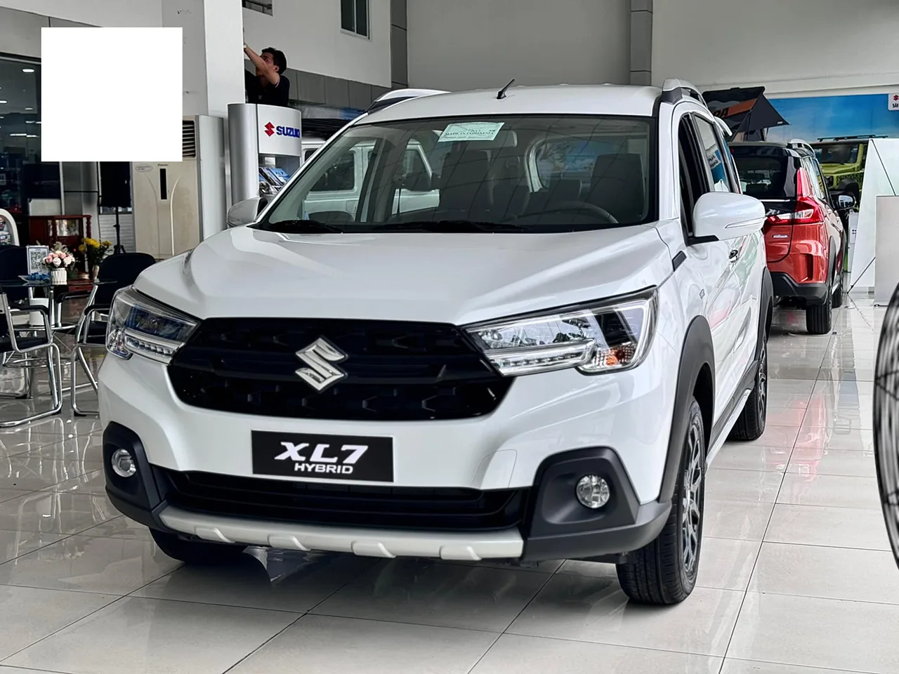 Suzuki XL7 Hybrid